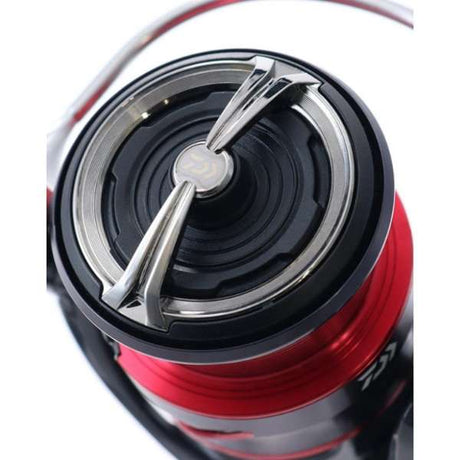 Daiwa 20 Fuego LT 2000 | Stationärrolle | Frontbremse