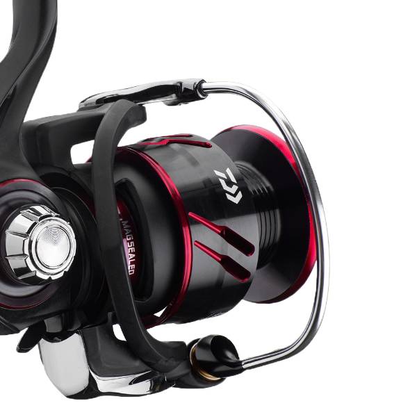Daiwa 17 Ballistic LT Rolle Slip-Vorderseite
