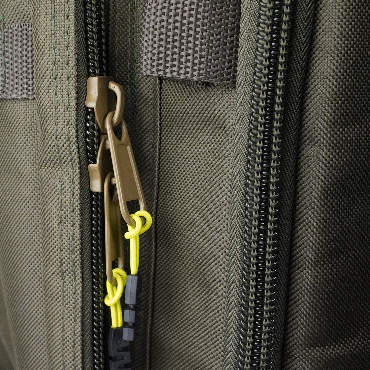 Faith Uni-Backpack - Multifunktions-Rucksack Grün