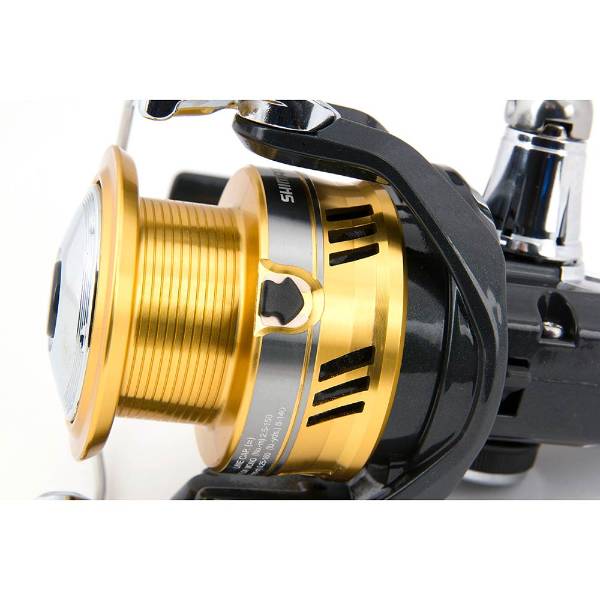 Shimano Sahara RD Rear Drag Spinnrolle