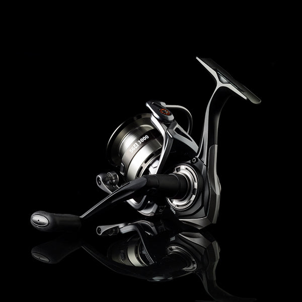 Savage Gear SG4 Stationärrolle mit Frontbremse