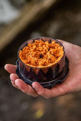 Traxis Boilie Crusher Grün Transparent – Effektives Boilie-Zerkleinerungs-Tool